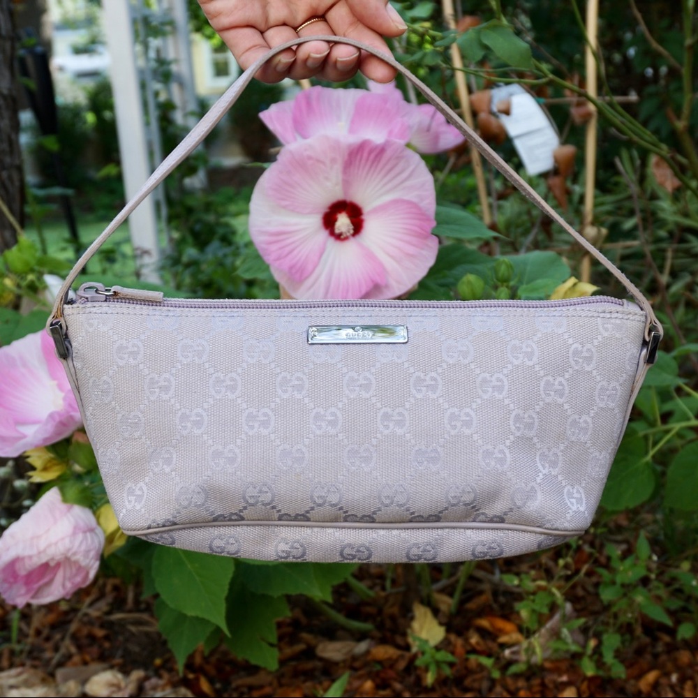 Gucci Pochette Bag Lilac Authentic